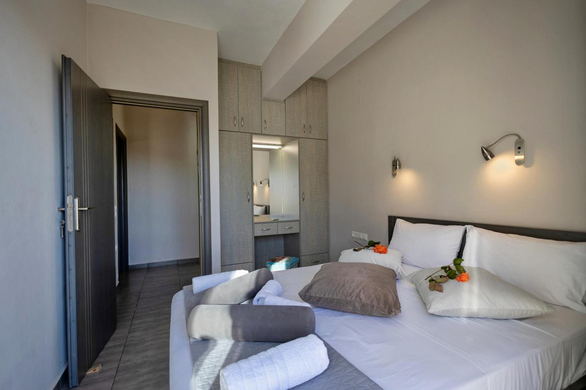 Akrotiri Panorama- Luxury Rental Apartments With Sea View Rodhákinon Buitenkant foto